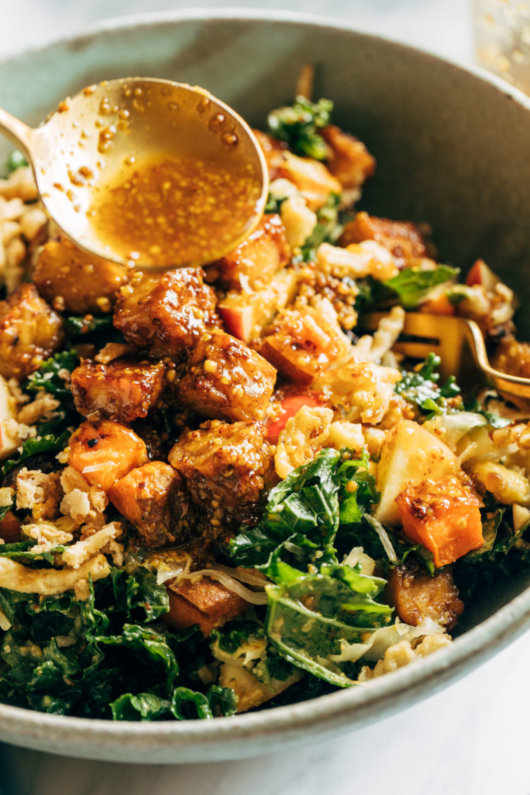 Read more about the article Fall Favorite Maple-Mustard Tempeh Bowls