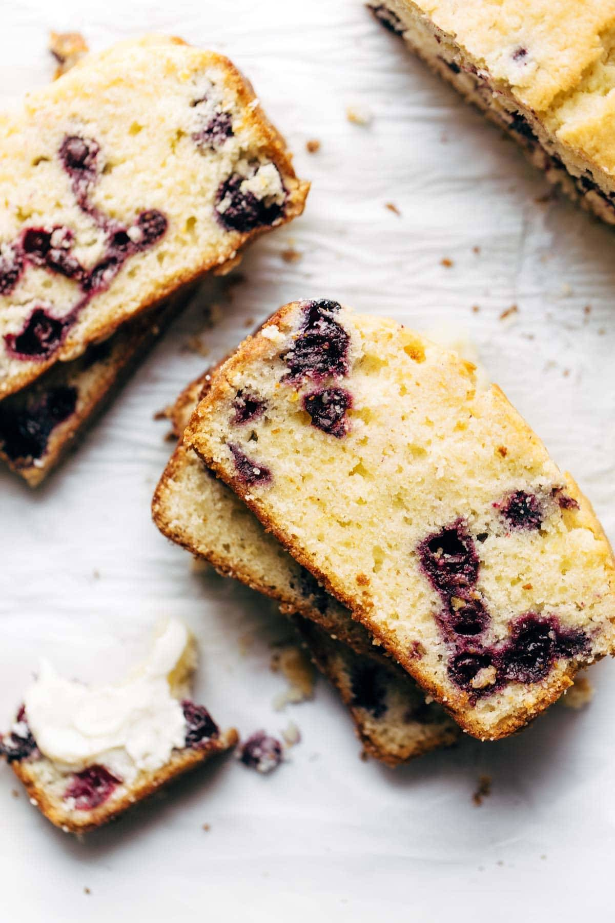 Read more about the article Springy Blueberry Lemon Bread: A Fresh and Flavorful Dessert Recipe